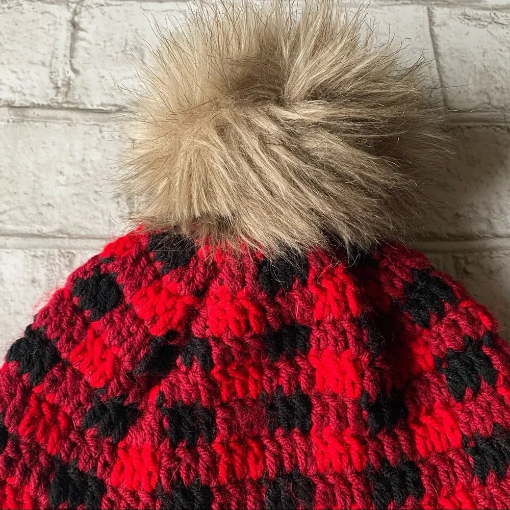 Crocheted Winter Hat‎
